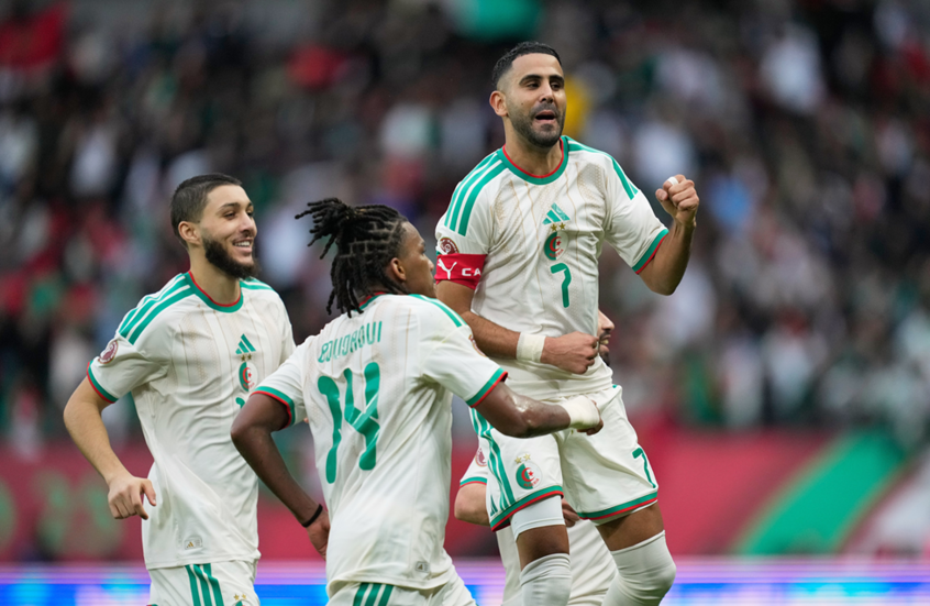 رياض محرز يقود الجزائر لفوز كبير على السودان في افتتاح مشوار أمم أفريقيا 2025